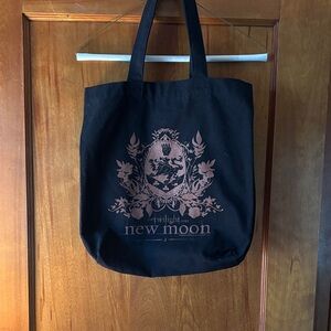 Twilight New Moon Black Tote Bag